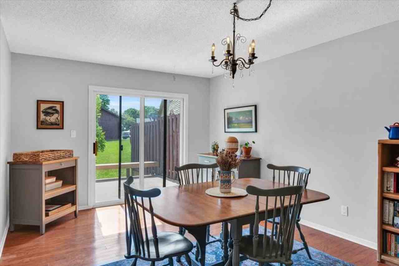 2138 Peach St - Photo 7 of 20