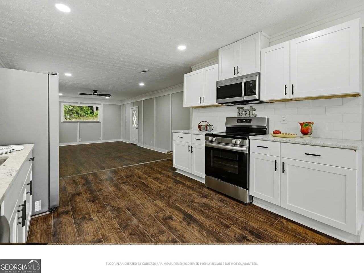 725 N Greenwood St - Photo 5 of 31