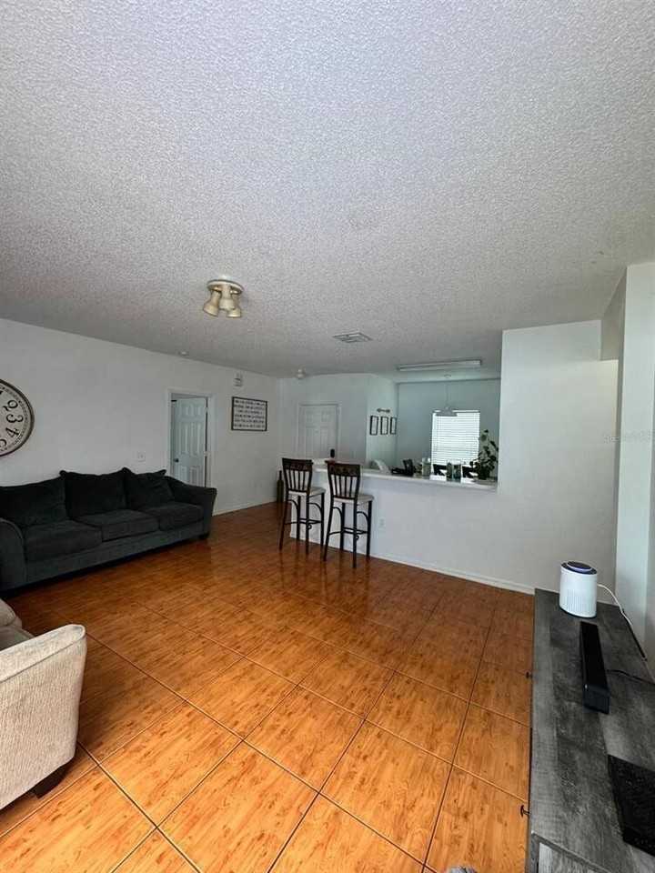 607 Maricopa Dr - Photo 4 of 26