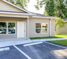 featured image of 2425 E Johnson Ave #G