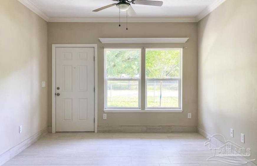 2425 E Johnson Ave #G - Photo 4 of 11