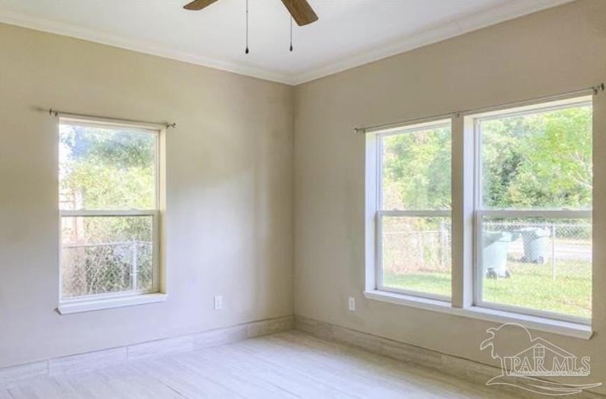 2425 E Johnson Ave #G - Photo 7 of 11