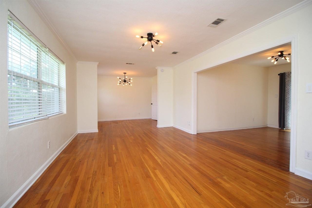 1701 Anderson St - Photo 5 of 25