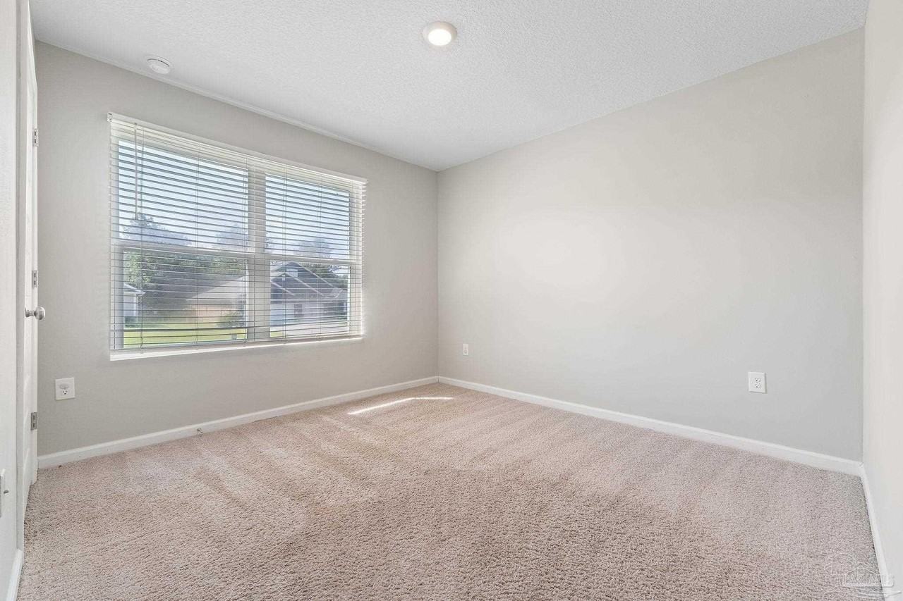 8076 Majestic Cypress Dr - Photo 5 of 27