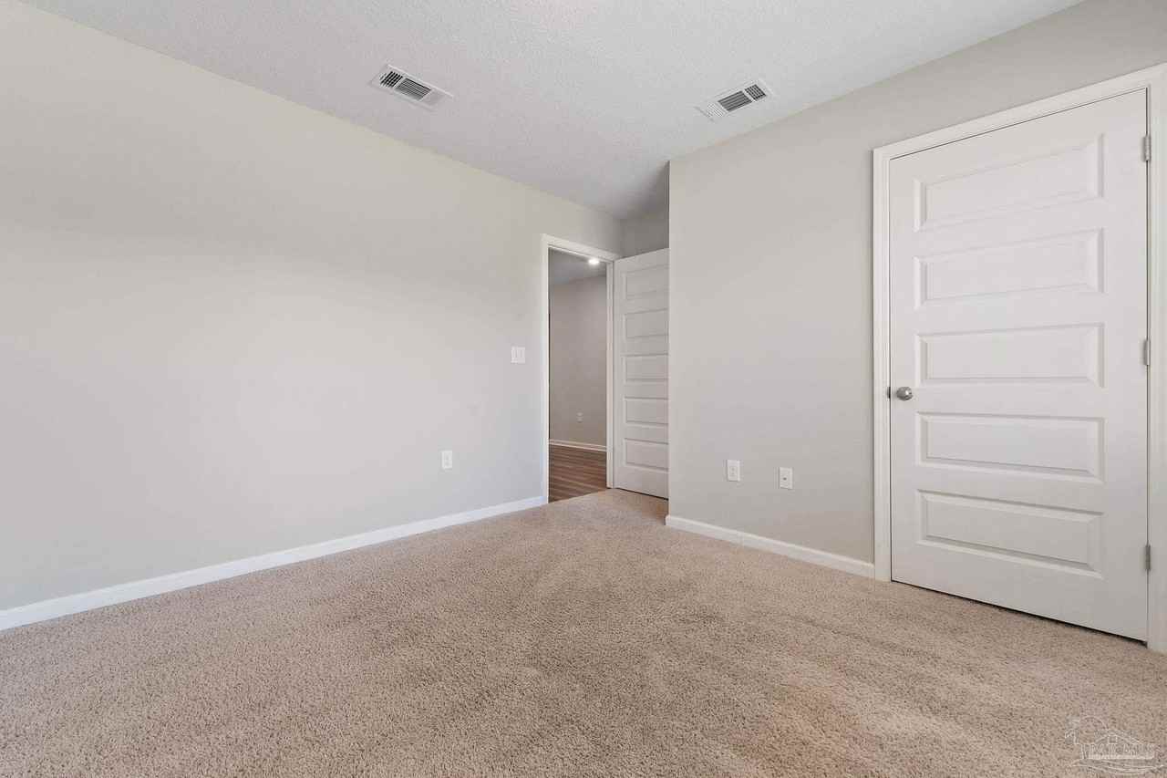 8076 Majestic Cypress Dr - Photo 6 of 27