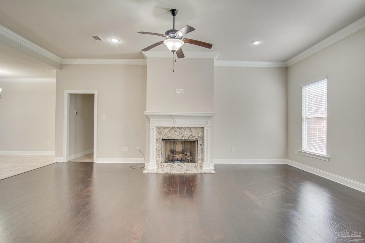 1752 Waterbury Way - Photo 3 of 30