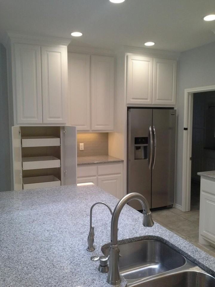 1503 Club Dr - Photo 5 of 21
