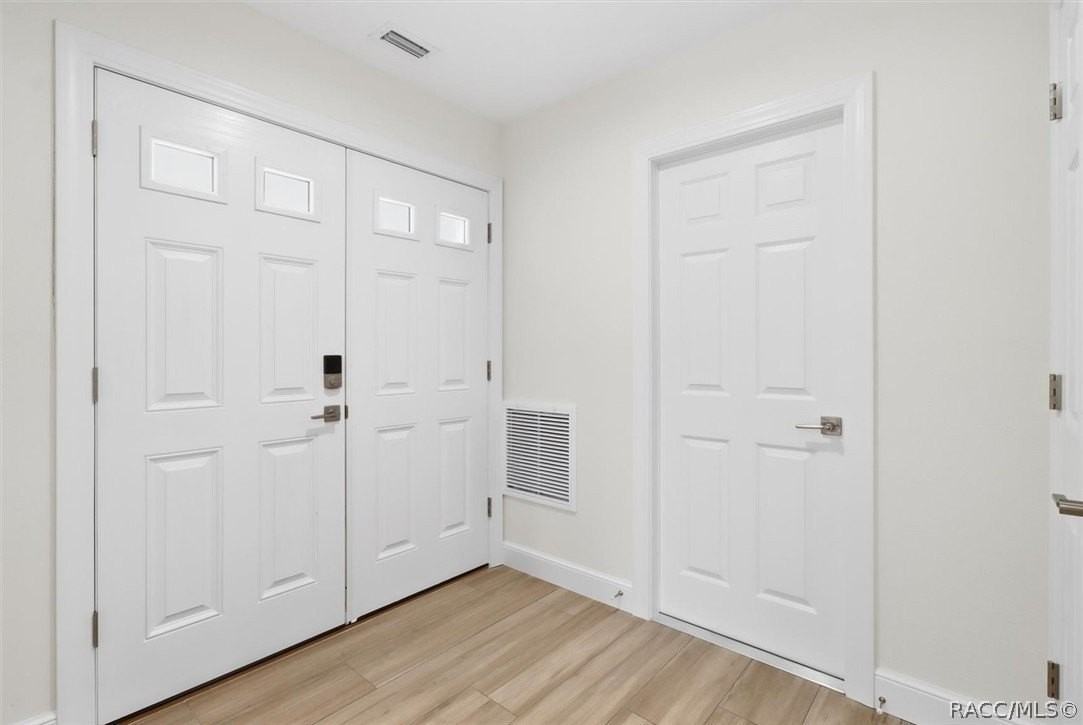 11625 W Riverhaven Dr - Photo 5 of 43