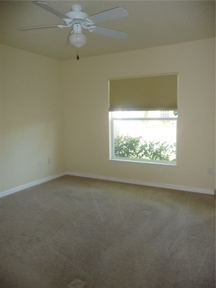 515 Calamondin Way Sw - Photo 4 of 21
