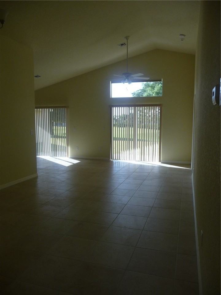 515 Calamondin Way Sw - Photo 7 of 21