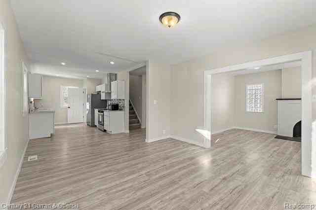 5251 Nottingham Rd - Photo 4 of 46