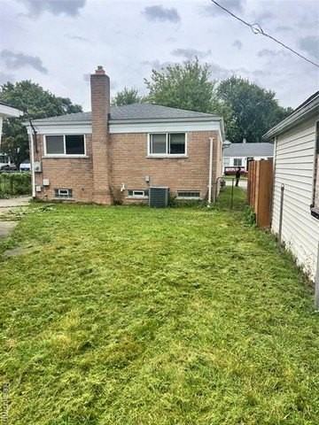 8064 Timken Ave - Photo 2 of 9