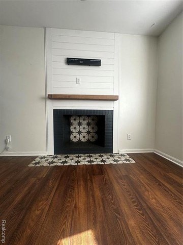 4614 Olivia Ave - Photo 3 of 19