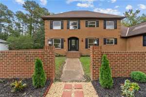 featured image of 9R Rhodelia Ln