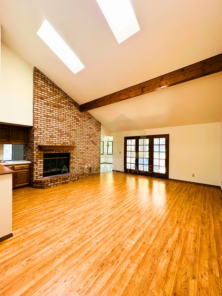 1121 Pellham Dr #1 - Photo 7 of 25