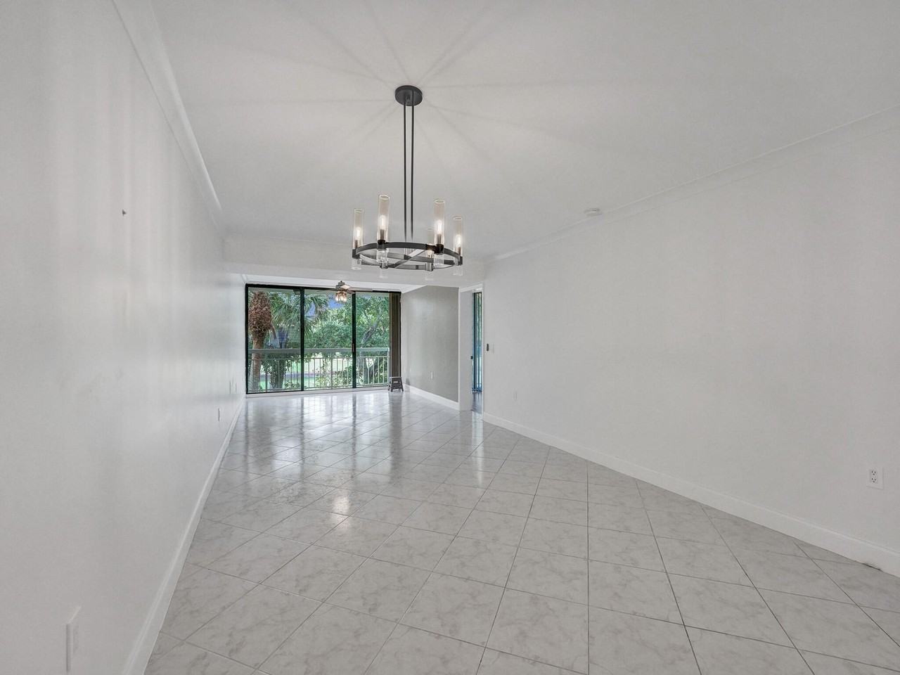 6169 Balboa Cir #306 - Photo 7 of 47