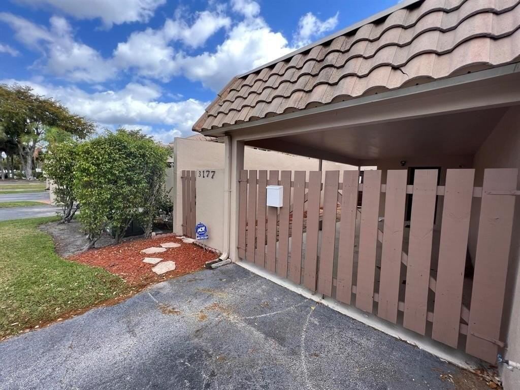 3177 Coral Springs Dr #125 - Photo 3 of 15