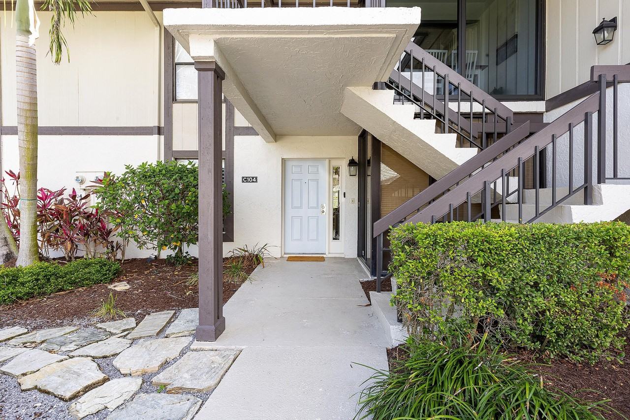 13254 Polo Club Rd #C104 - Photo 4 of 35