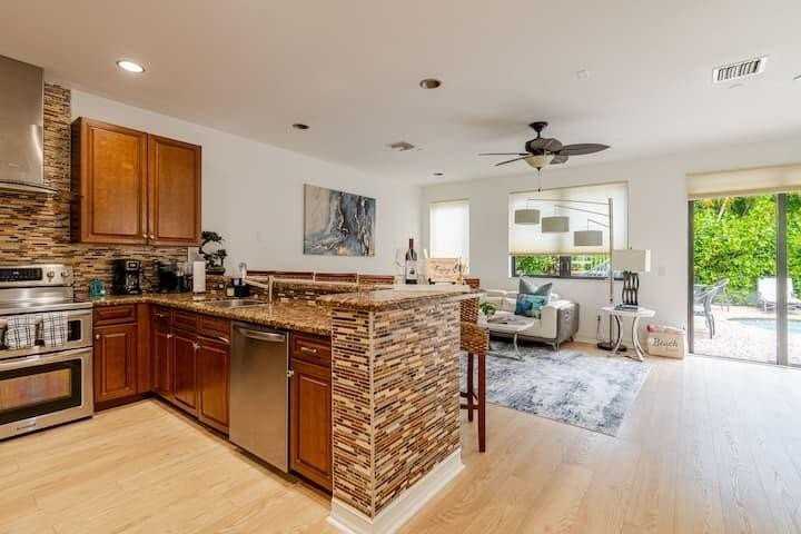 540 Ne 17th Ave - Photo 5 of 50