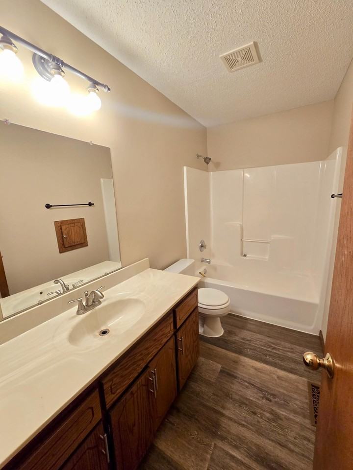 29550 Broadway St - Photo 7 of 23