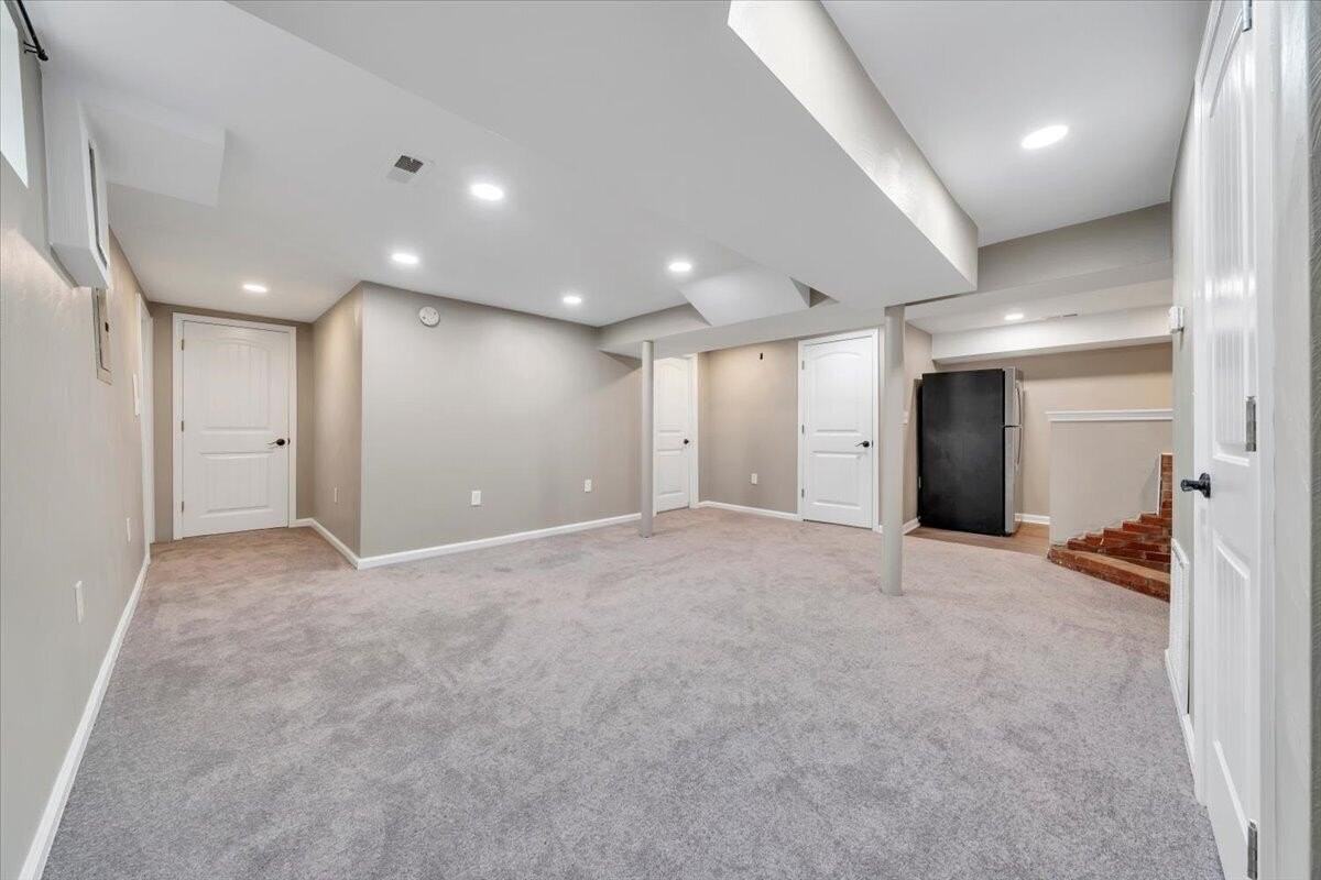 812 Welton Ave Sw - Photo 4 of 30