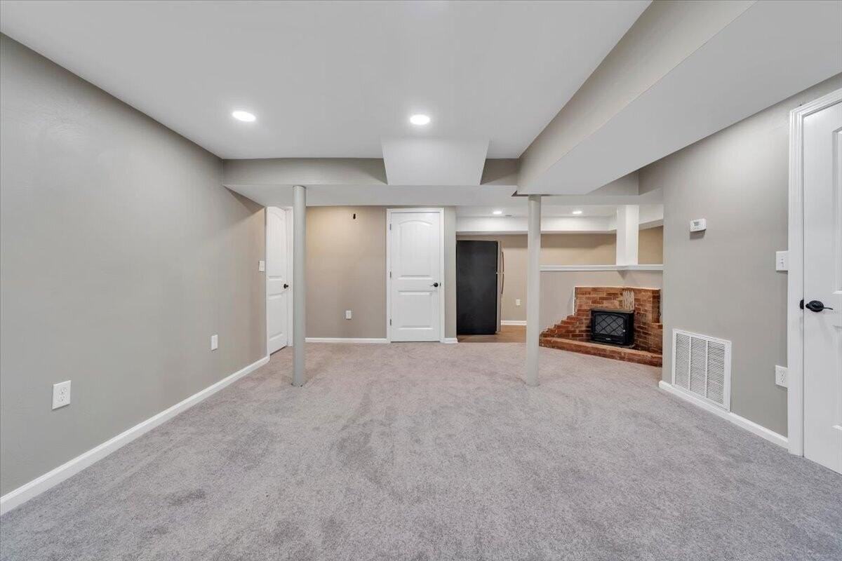812 Welton Ave Sw - Photo 5 of 30