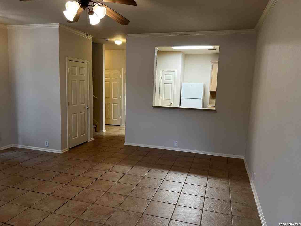 2505 Grayson Way - Photo 3 of 35