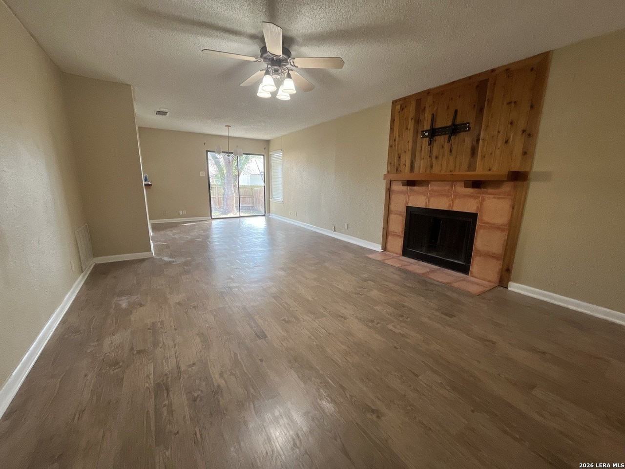 5710 Coldsprings Dr - Photo 2 of 12