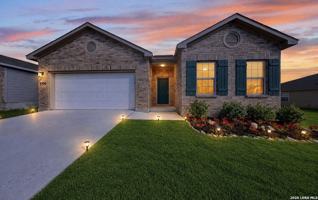 featured image of 3300 Ridge Pl
