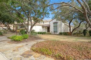 featured image of 72 Eton Green Cir