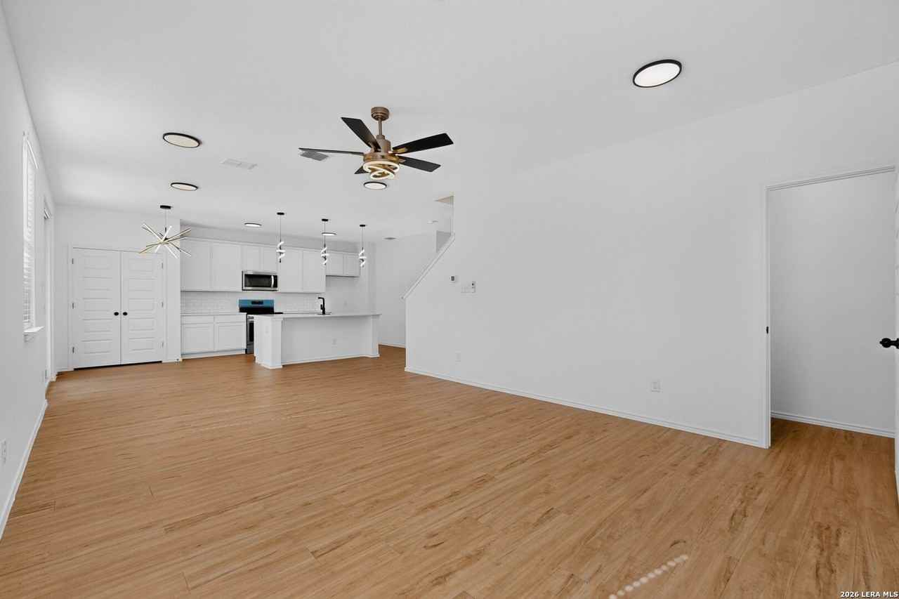 5306 Lisa Pt - Photo 6 of 43
