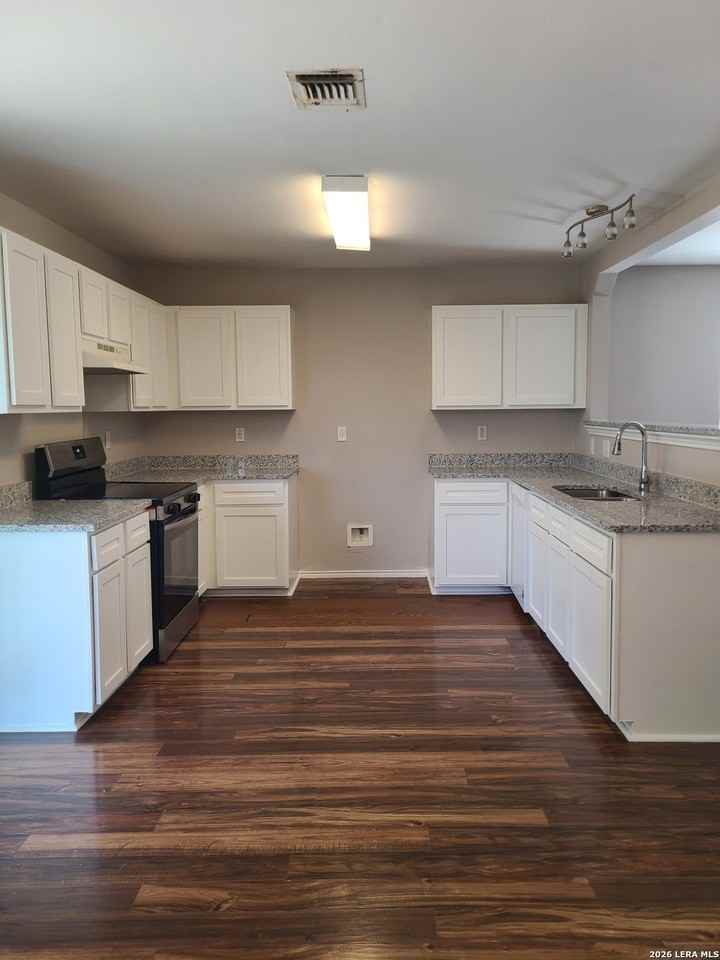117 Cypress Willow - Photo 7 of 36