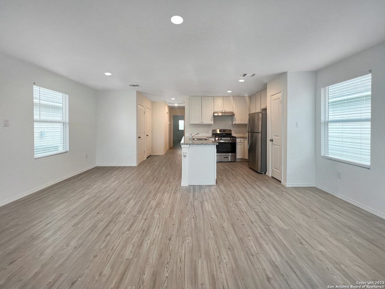 13846 Llama Pl - Photo 2 of 12