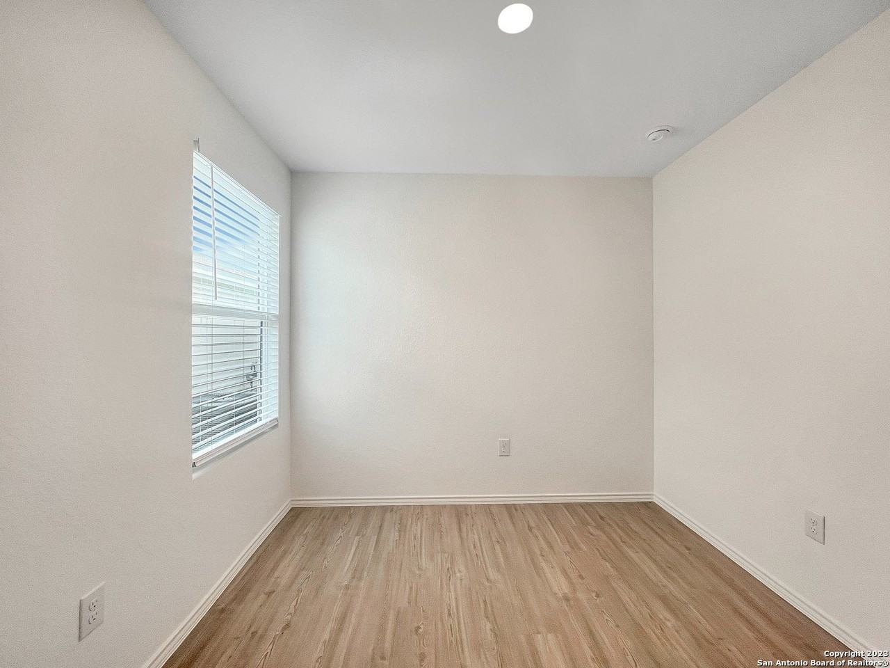 13846 Llama Pl - Photo 7 of 12