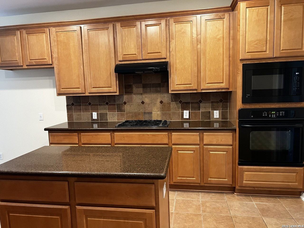 118 Stonewall Bnd - Photo 5 of 30