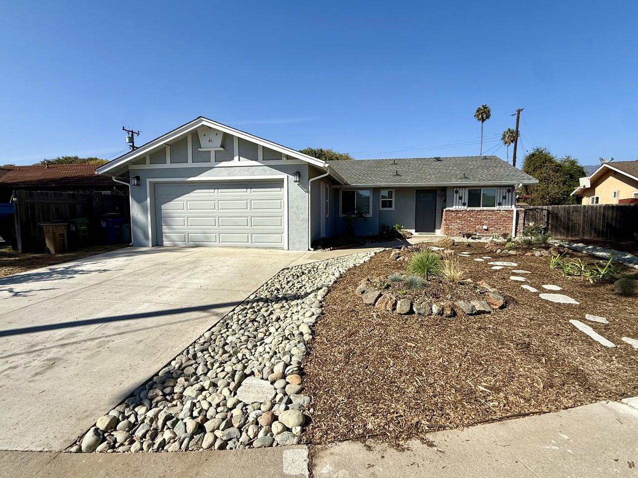 5076 Amberly Pl - Photo 2 of 34