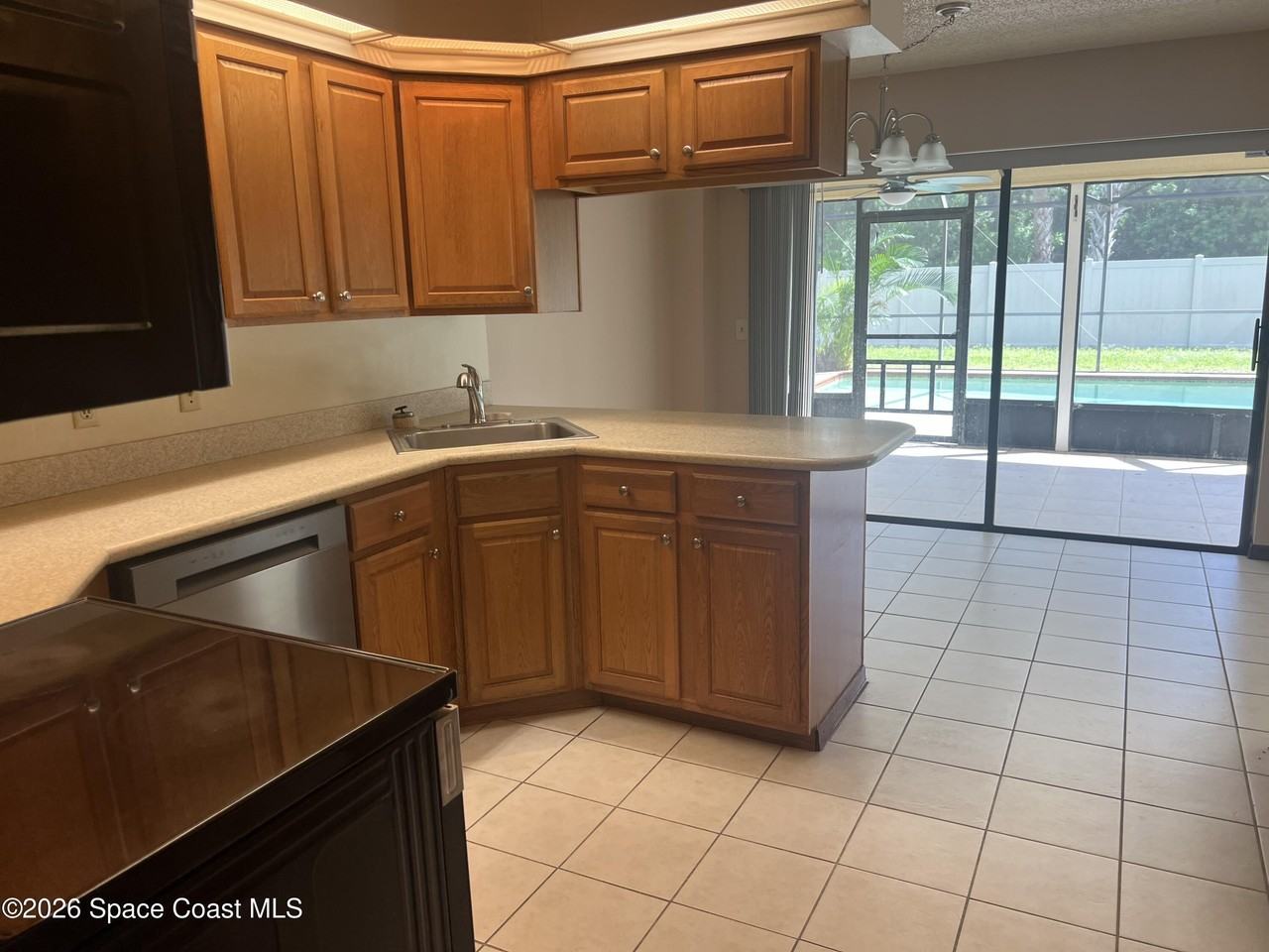 424 Hurst Rd Ne - Photo 5 of 21