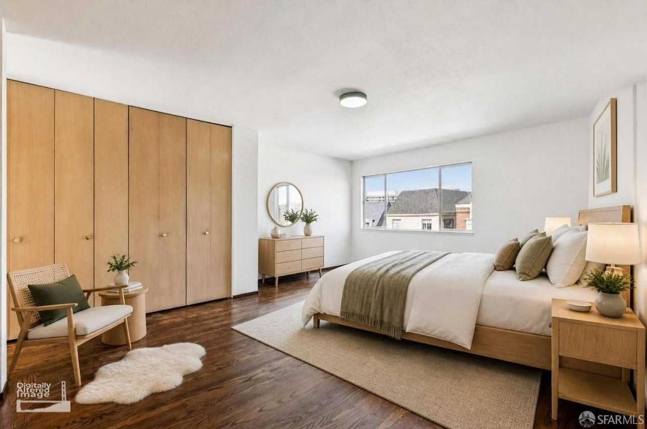 1033 Francisco St #A - Photo 5 of 50