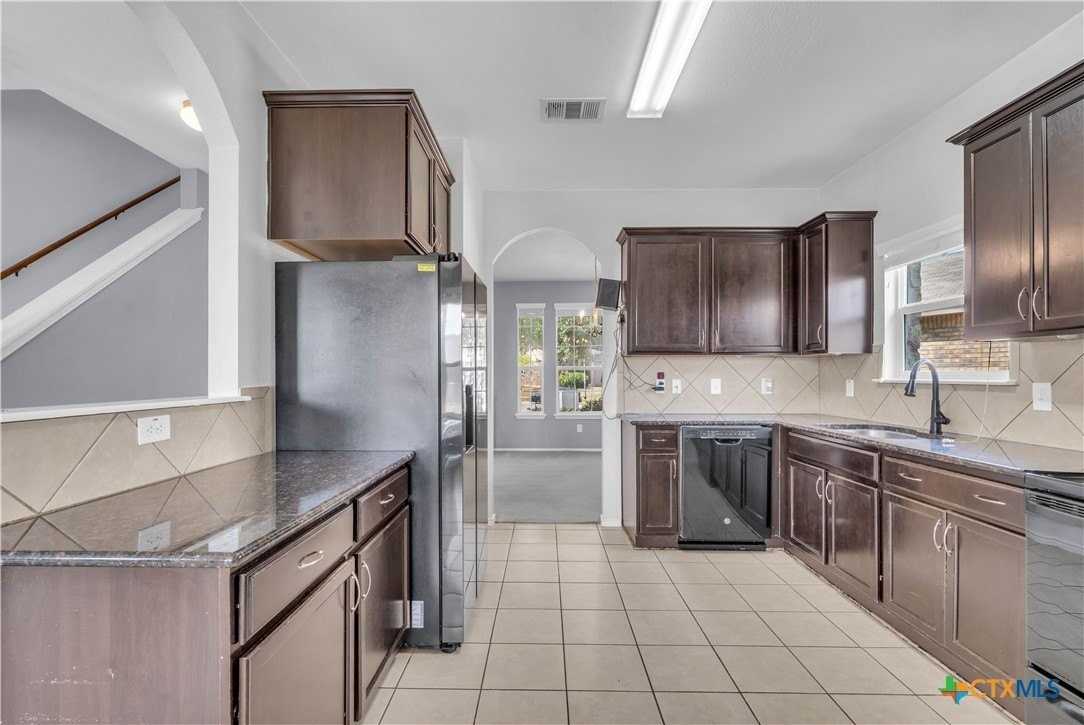 9616 Fratelli Ct - Photo 2 of 33