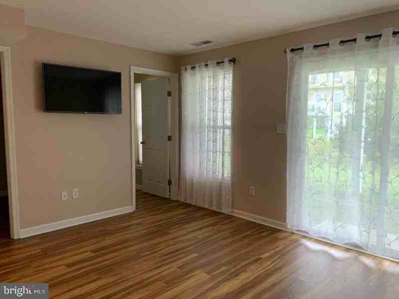 22 Pier Point Dr - Photo 3 of 19