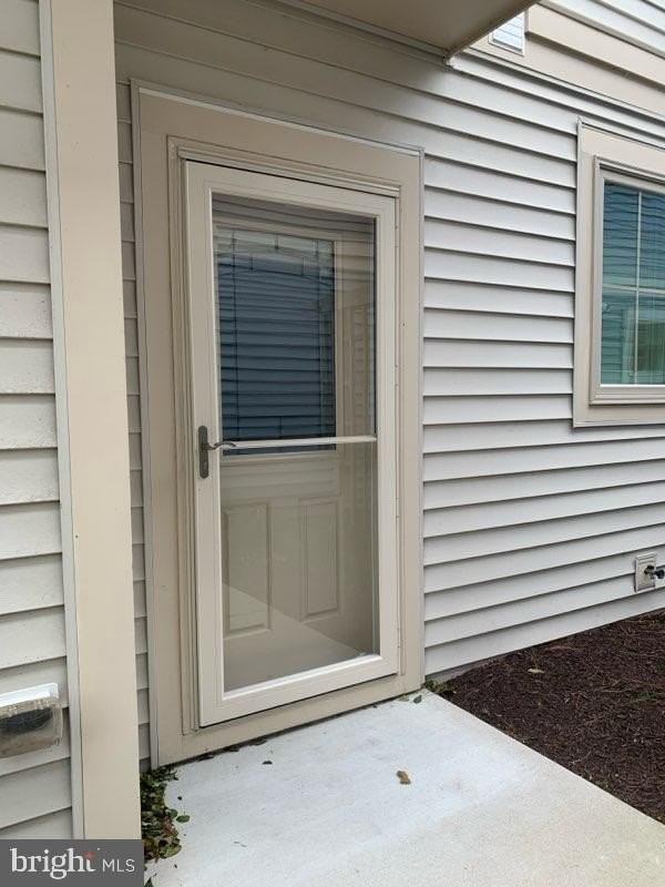 22589 Grebe Ln #18 - Photo 3 of 39