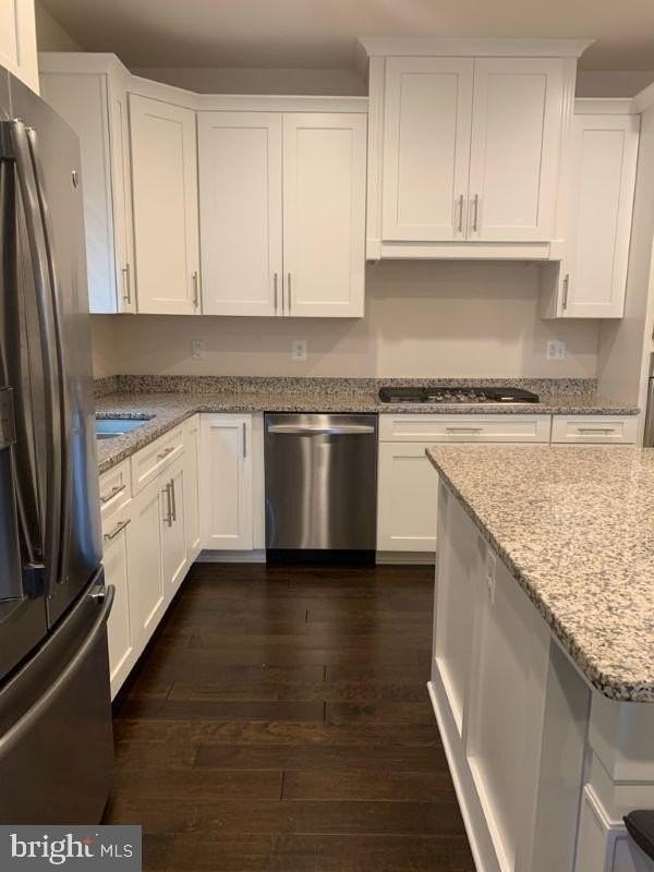 22589 Grebe Ln #18 - Photo 6 of 39