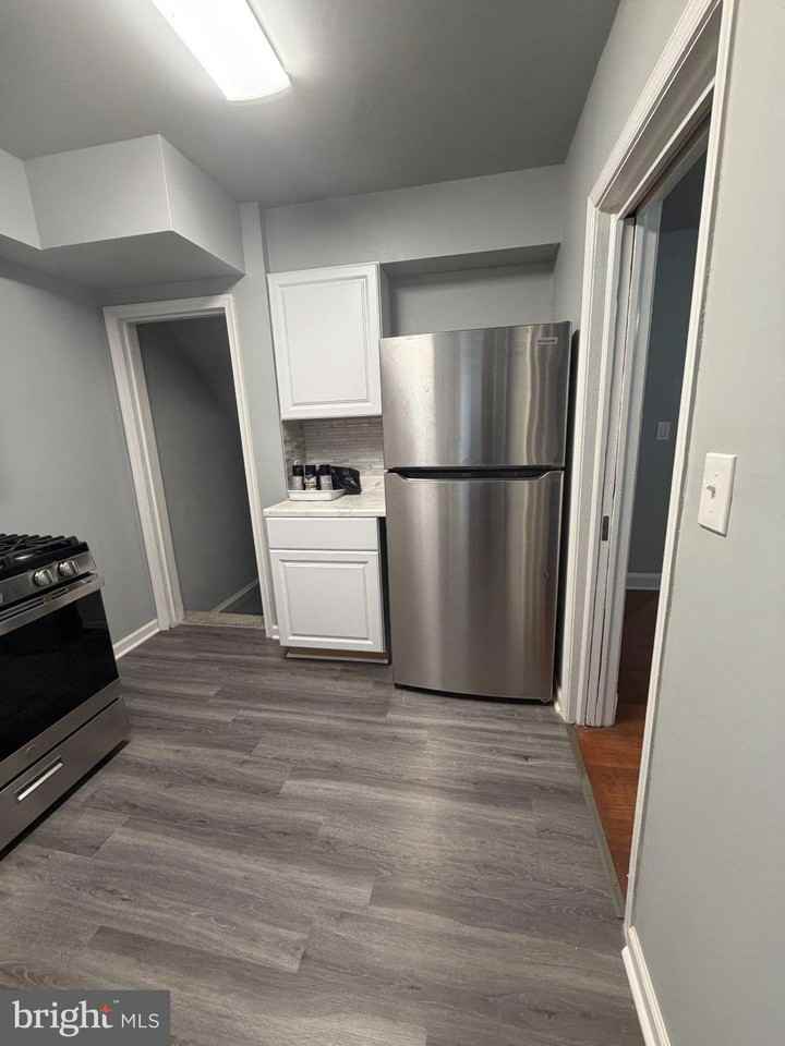 6207 Pioneer Dr - Photo 4 of 19