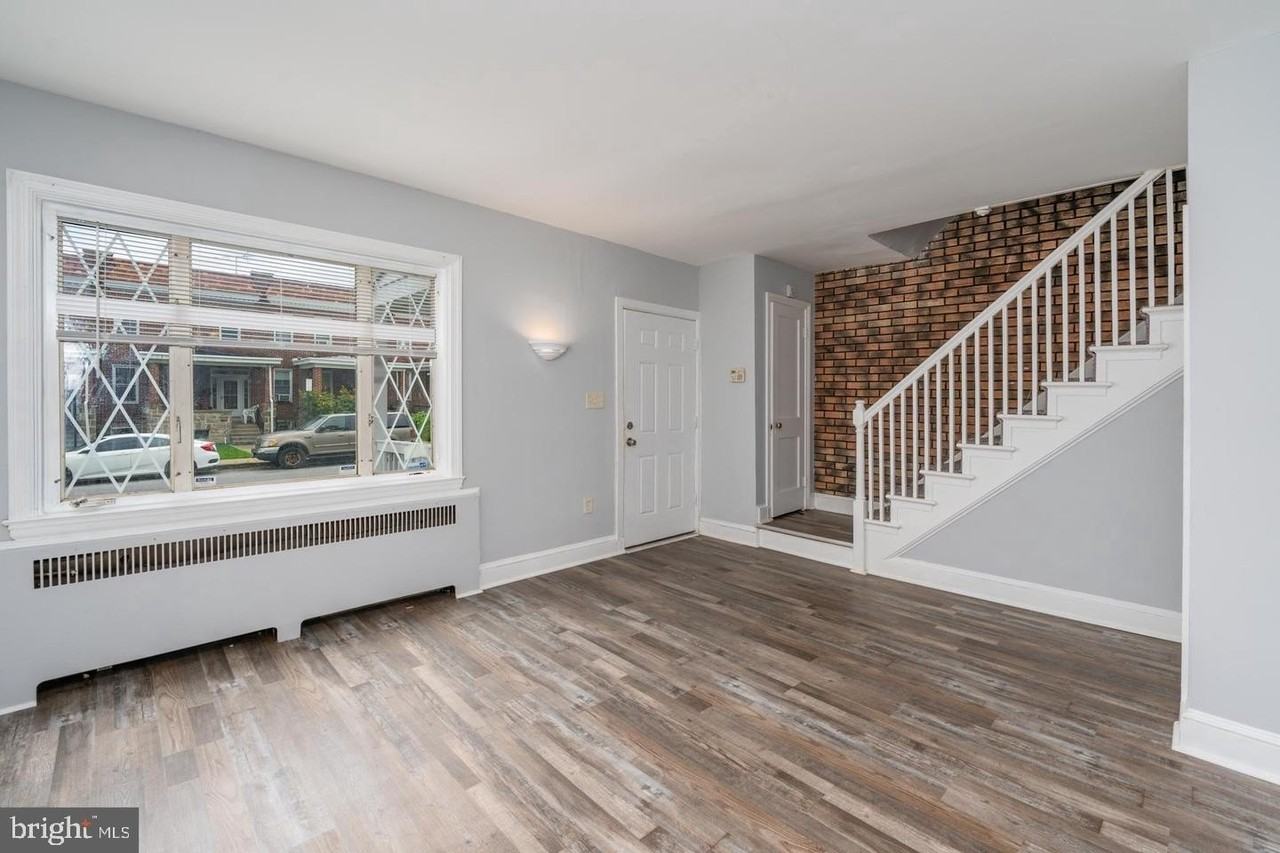 3050 Mayfield Ave - Photo 2 of 18