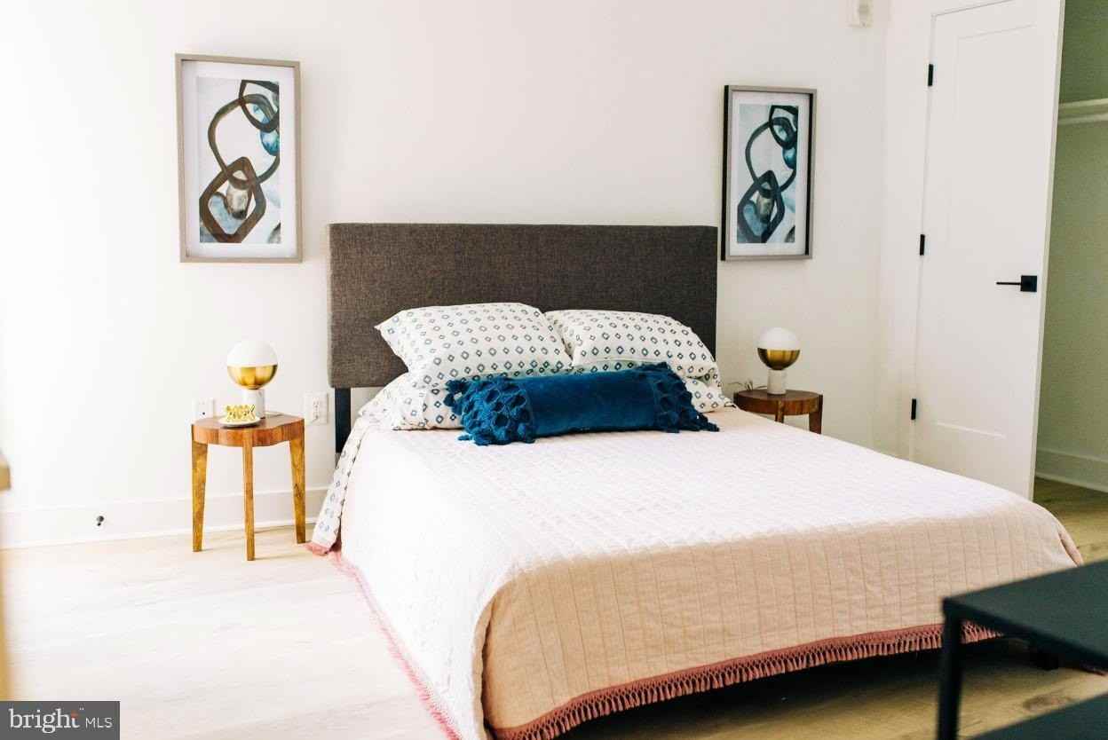 1702 Light St #402 - Photo 5 of 14