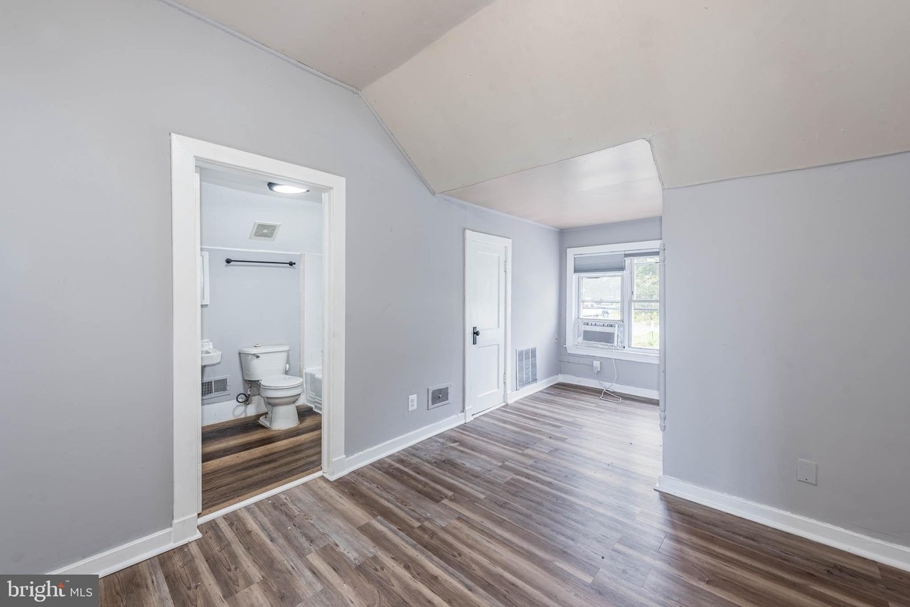 7506 Belair Rd #B - Photo 2 of 13