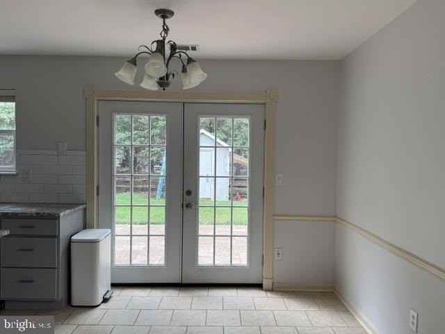 3059 Huntington Cir - Photo 5 of 29
