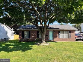 430 Banksia Dr - Photo 1 of 1