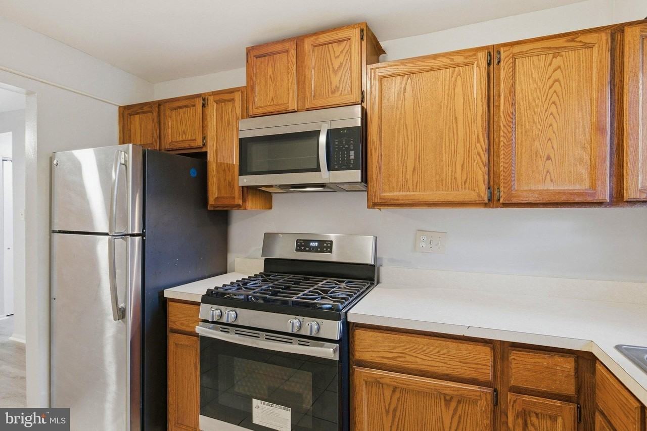 11312 Cherry Hill Rd #102 - Photo 7 of 20