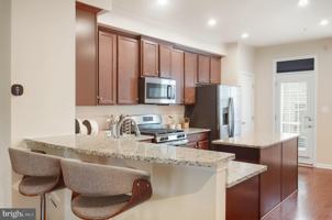 featured image of 10521 Rawlins Ln